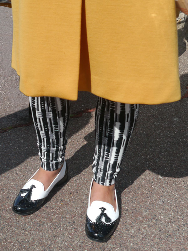 Julia's two-tone brogues-loafers-pumps